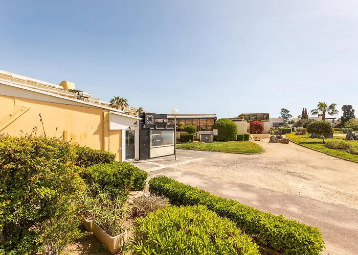 Le Jardin Des Sens Naturiste